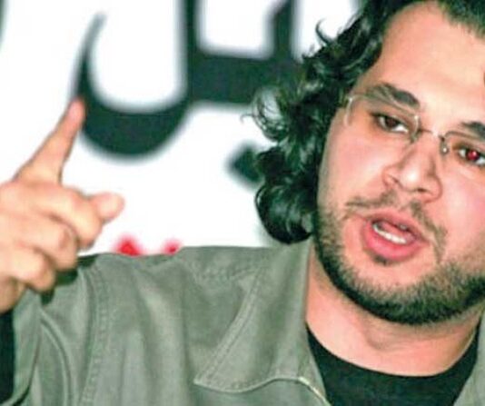 البرغوثي متنصّلاً من هجاء الأمويين: زينب هي التي قالت